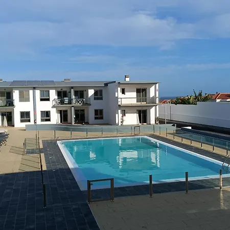 Casa Matteo-modern With Pool * 科斯塔德安提瓜